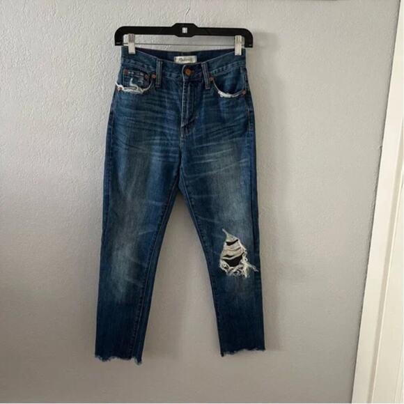 Madewell The Perfect Summer Jean: Destructed Edition - Picture 2 of 8